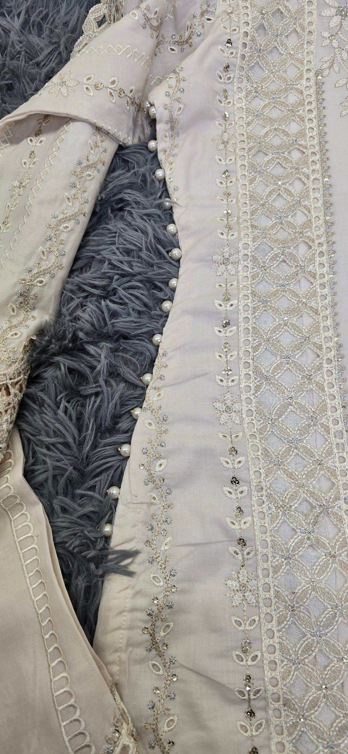 ABL OFF WHITE | FARSHI SHALWAR
