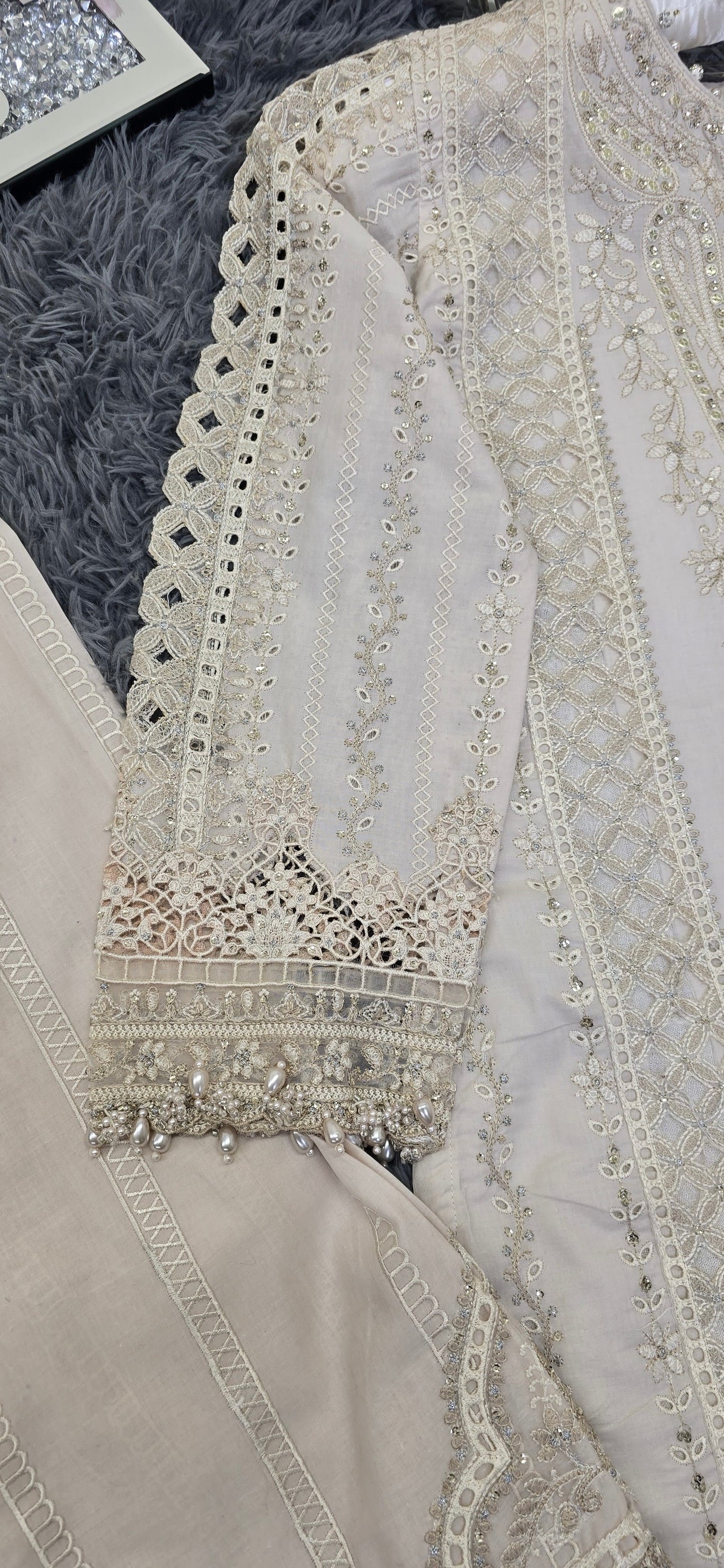 ABL OFF WHITE | FARSHI SHALWAR
